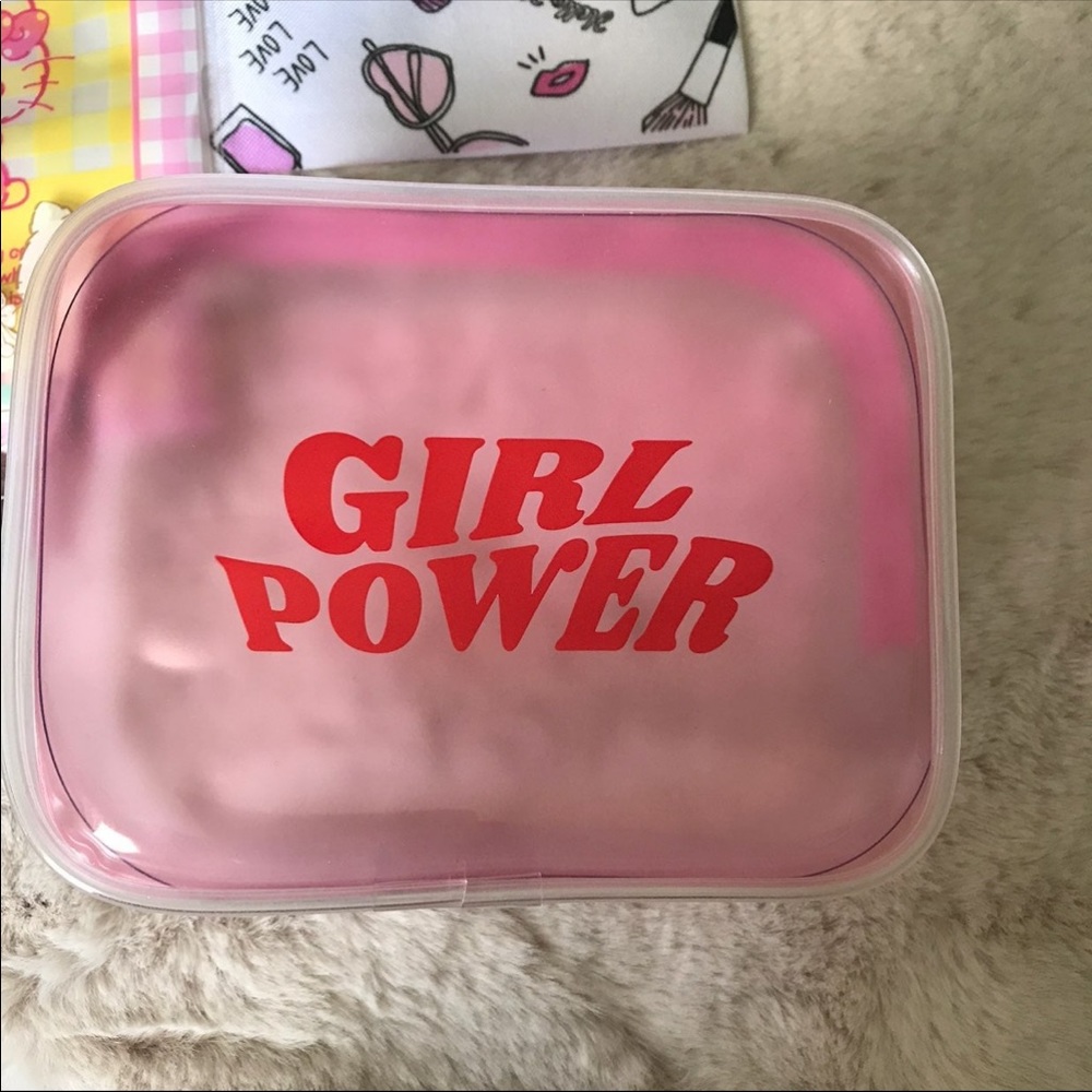 Hello Kitty Bundle - Picture 4 of 7